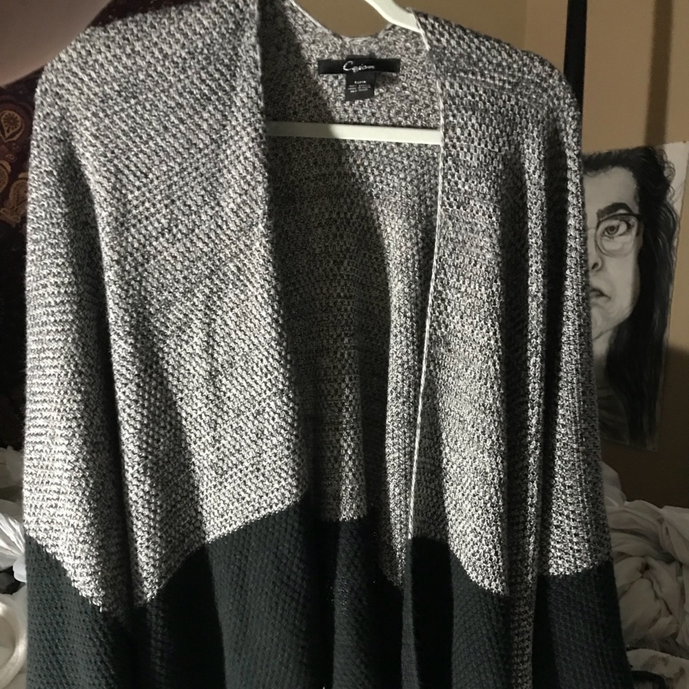 gray and black cardigan cape